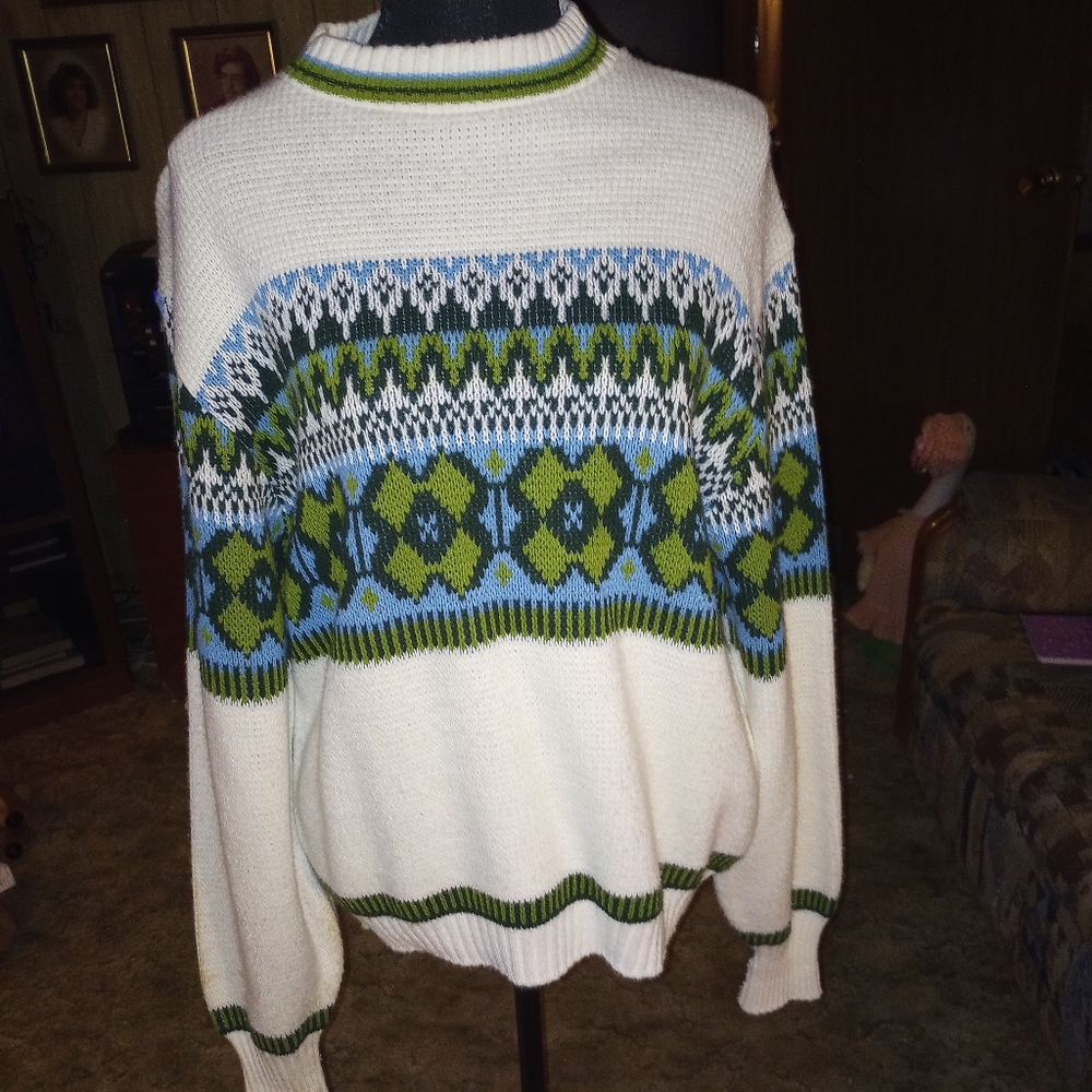 Size large Vintage Puritan men's sweater